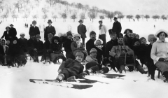 Lyžníci, klouzači a ti další aneb zimní sporty na Jičínski